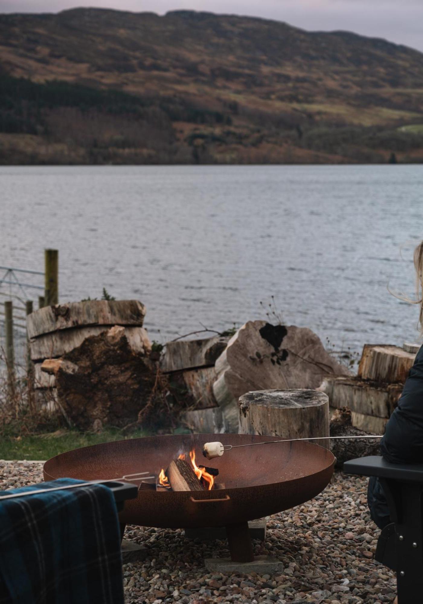 Shoreland Lodges - Holly Lodge Fort Augustus Exterior foto