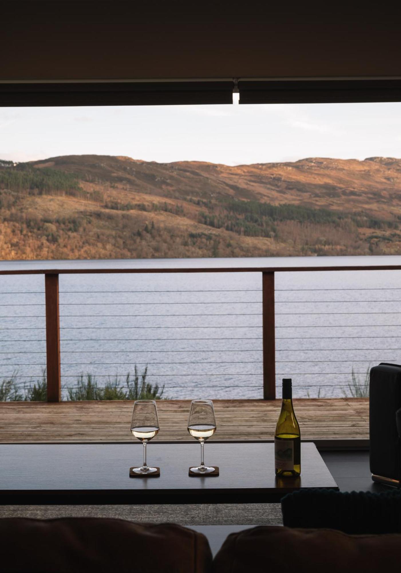 Shoreland Lodges - Holly Lodge Fort Augustus Exterior foto