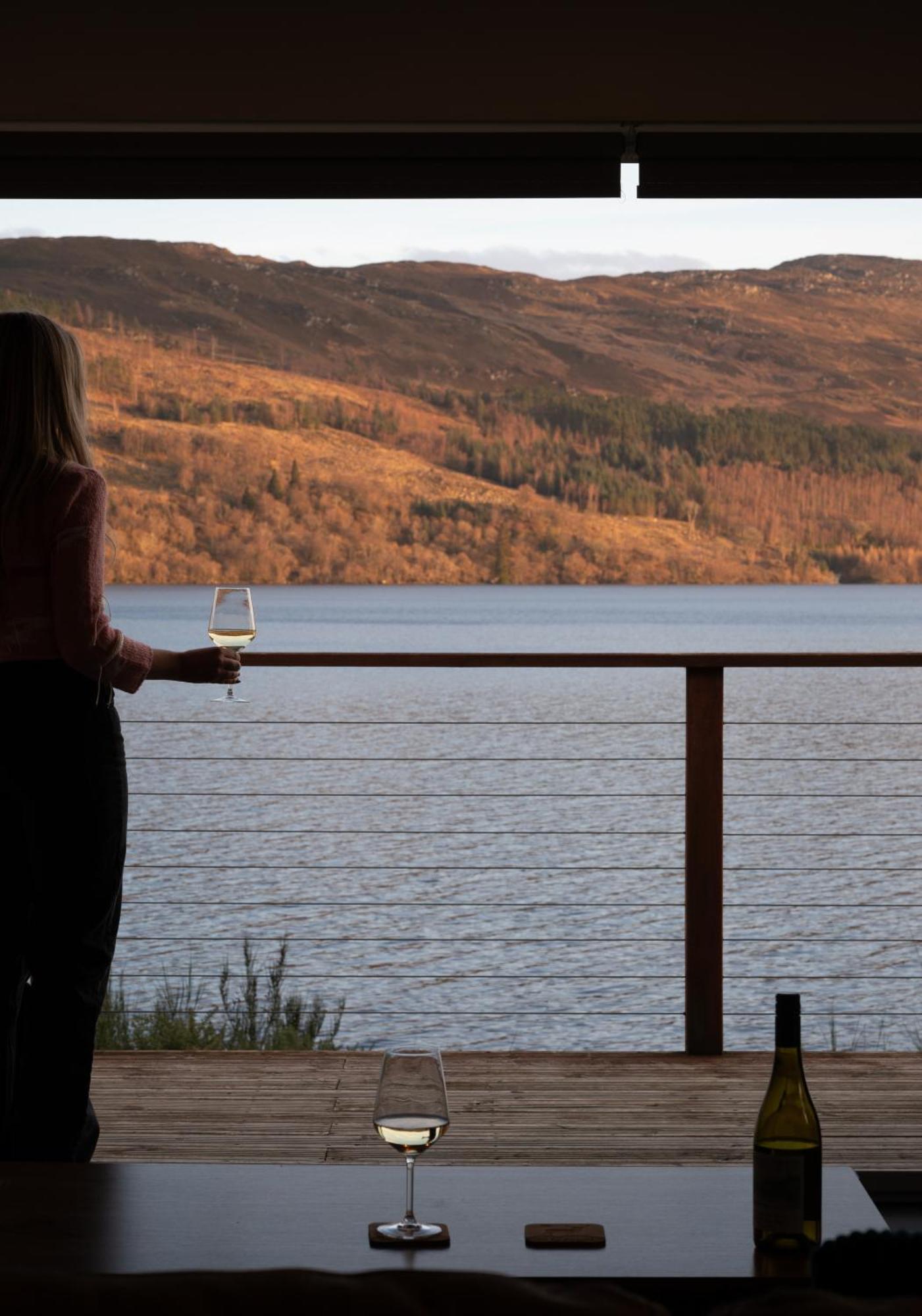 Shoreland Lodges - Holly Lodge Fort Augustus Exterior foto