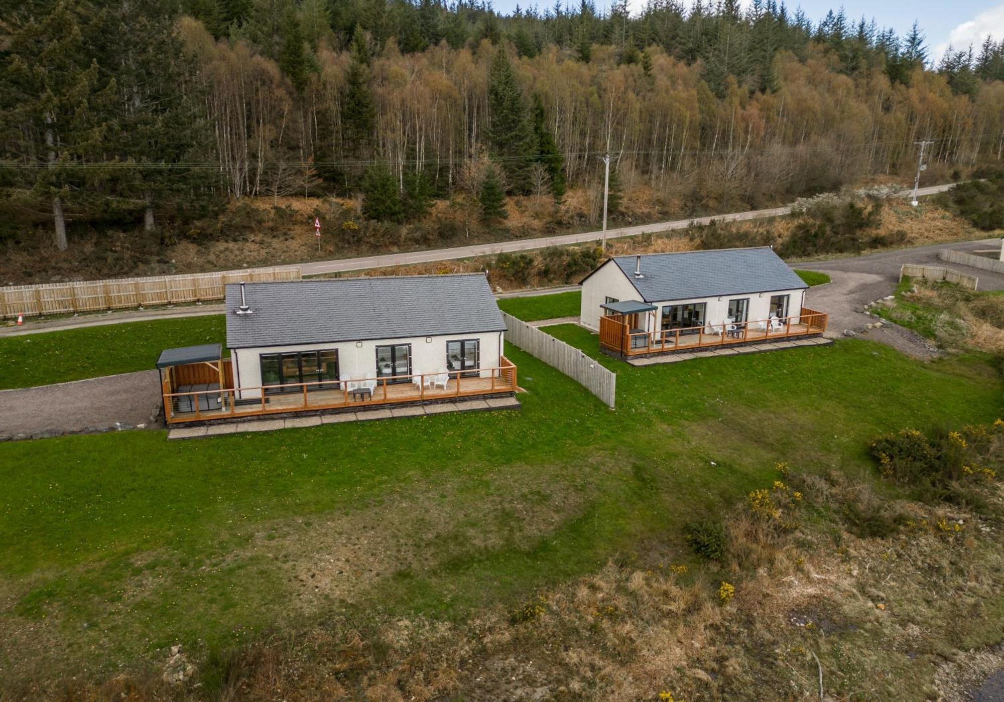 Shoreland Lodges - Holly Lodge Fort Augustus Exterior foto