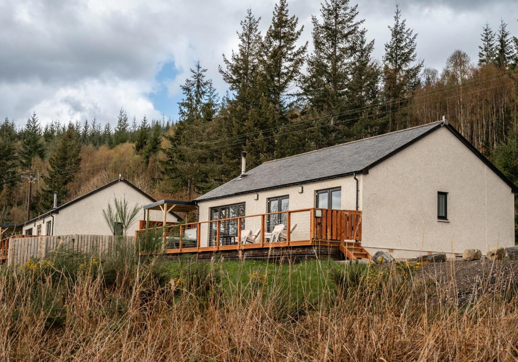 Shoreland Lodges - Holly Lodge Fort Augustus Exterior foto